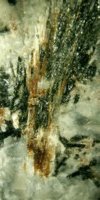 L?venite crystals - click for larger pic