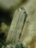 Phillipsite-Na crystals - click for larger pic