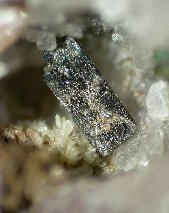 Thalcusite crystals - click for larger pic